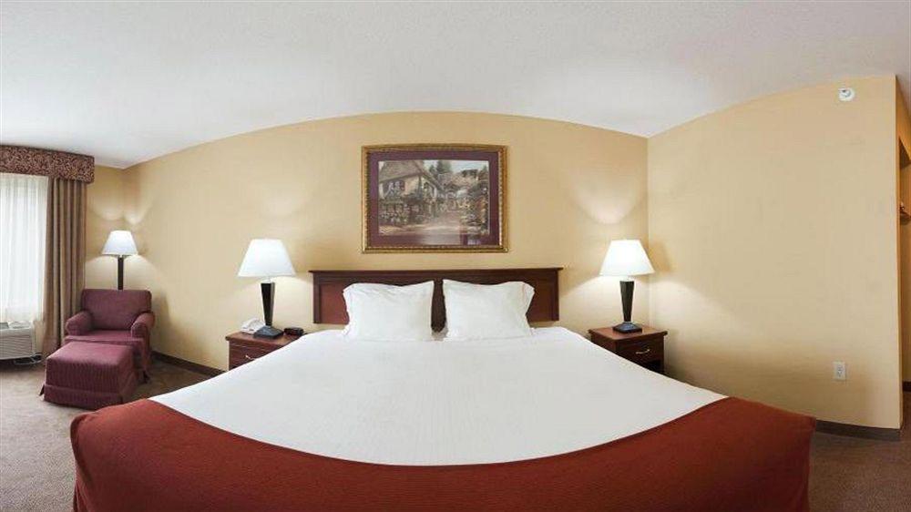 Holiday Inn Express Hotel & Suites Maryville By Ihg Bagian luar foto