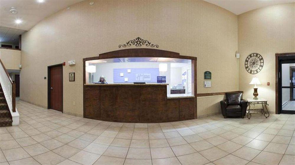 Holiday Inn Express Hotel & Suites Maryville By Ihg Bagian luar foto